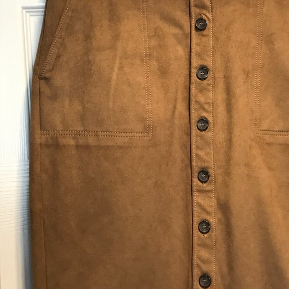 M&S Tan skirt - Picture 2 of 4